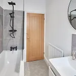 Apartament Host & - 39 Marine Parade